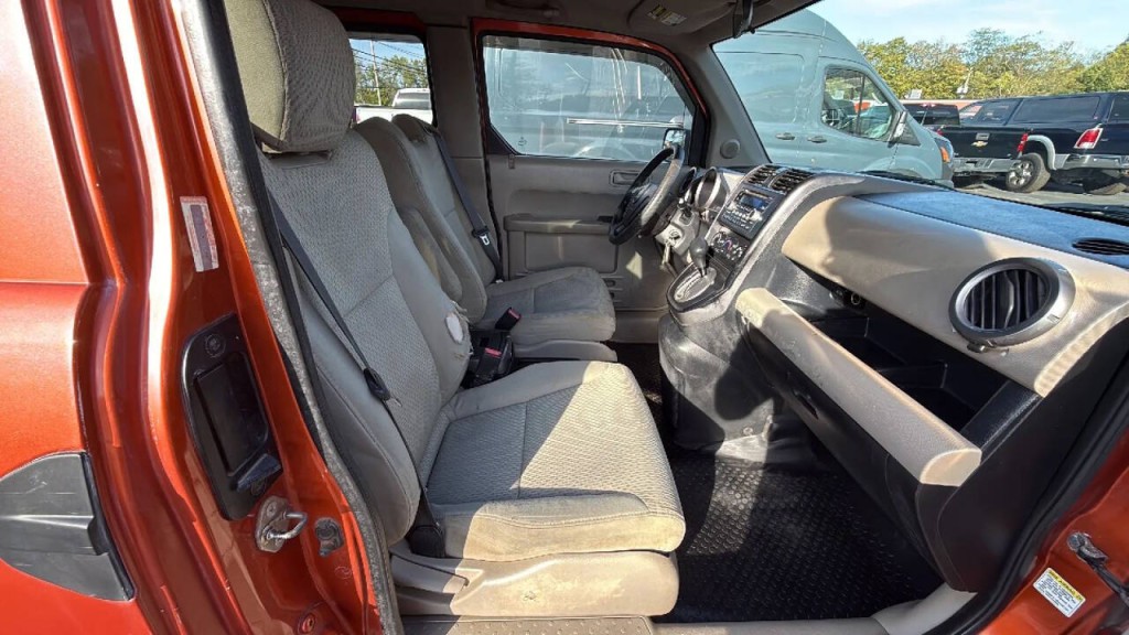 2010 Honda Element Image 15