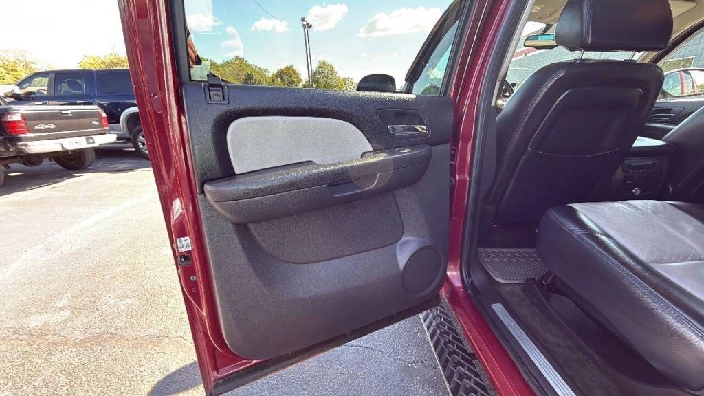 2007 Chevrolet Avalanche Image 11
