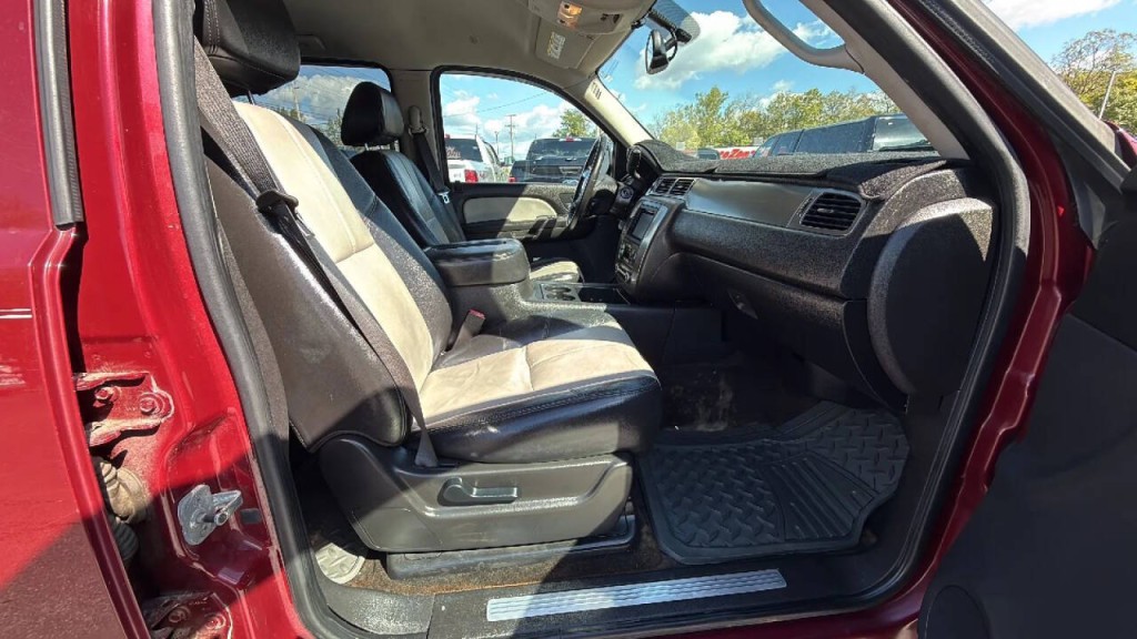 2007 Chevrolet Avalanche Image 16