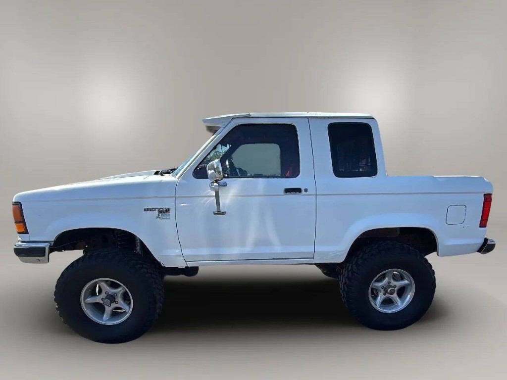 1989 Ford Bronco Image 2
