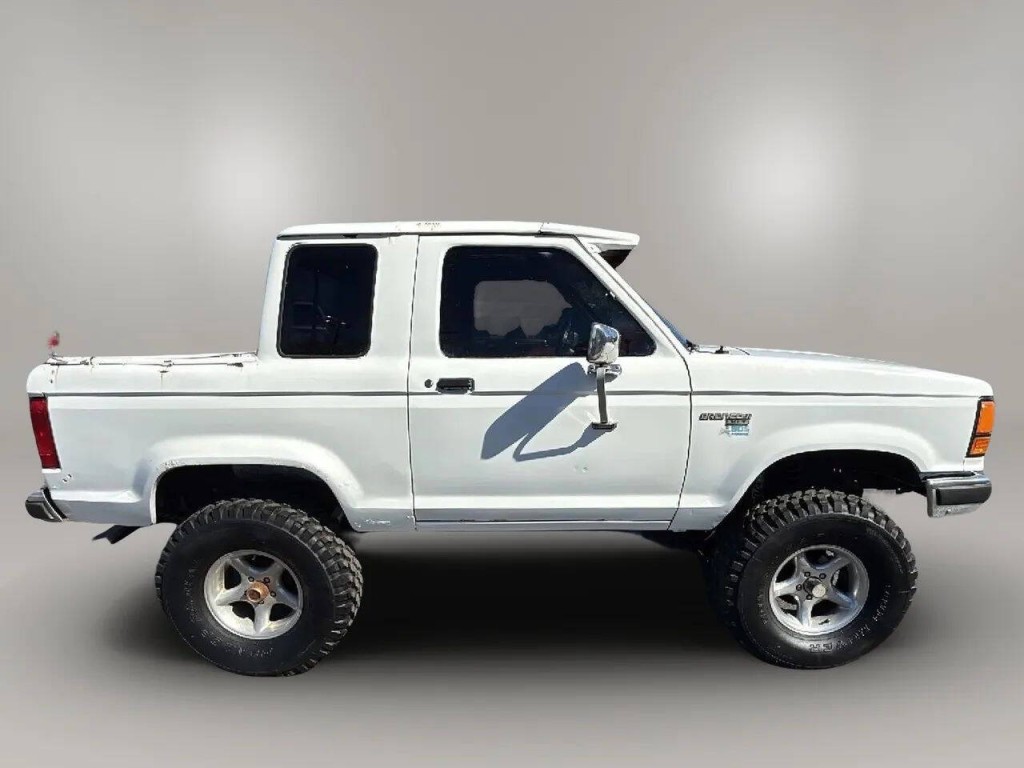 1989 Ford Bronco Image 6