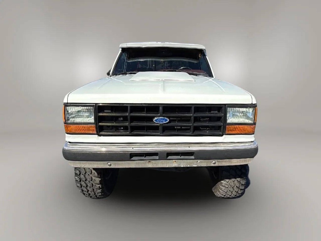 1989 Ford Bronco Image 8