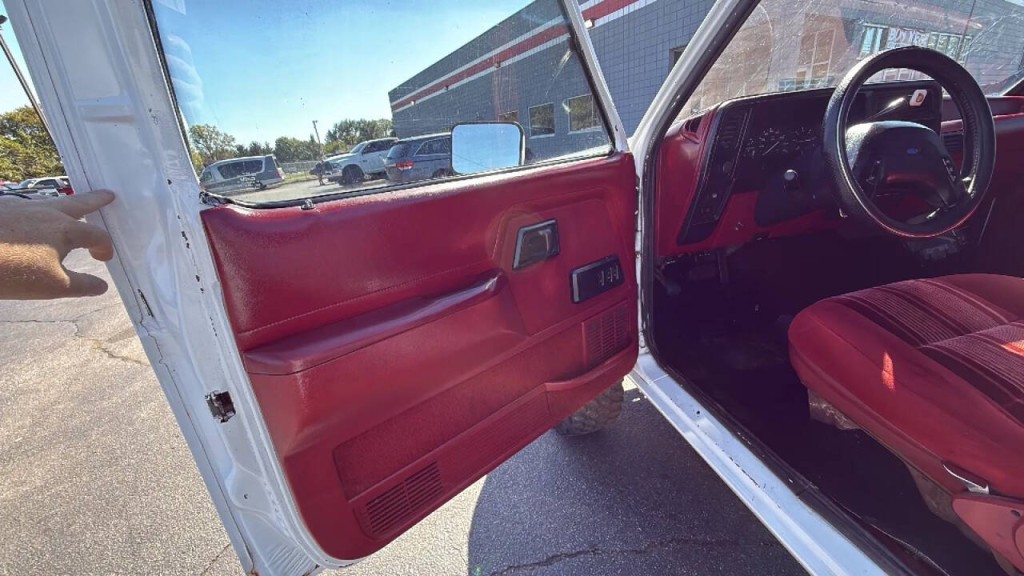 1989 Ford Bronco Image 9