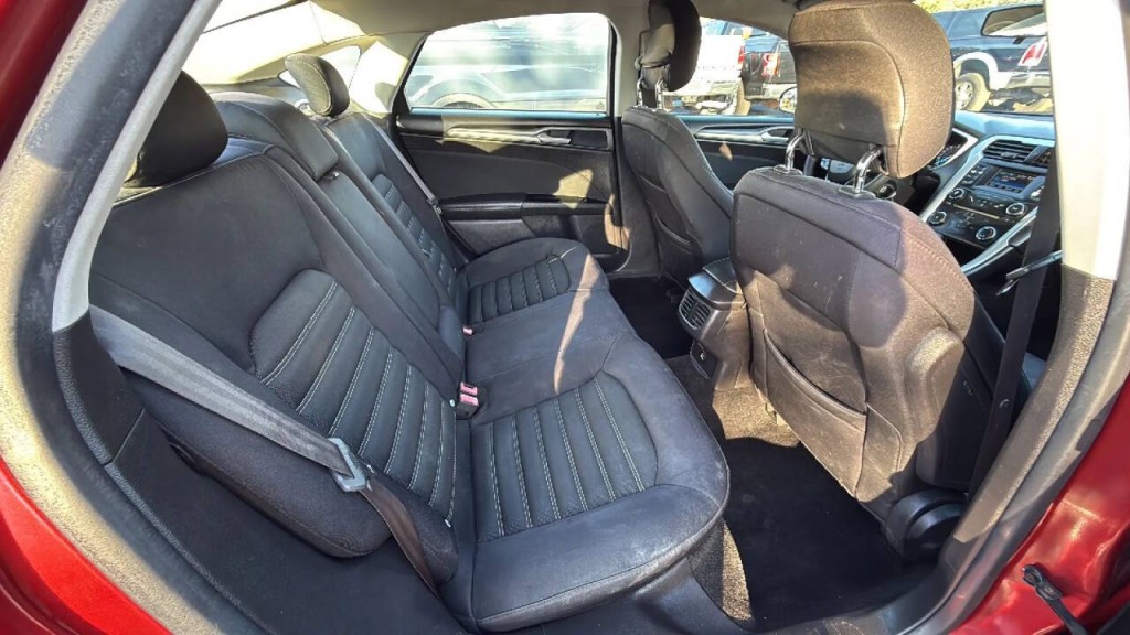 2013 Ford Fusion Image 15