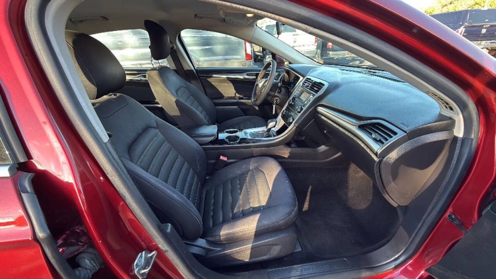 2013 Ford Fusion Image 17