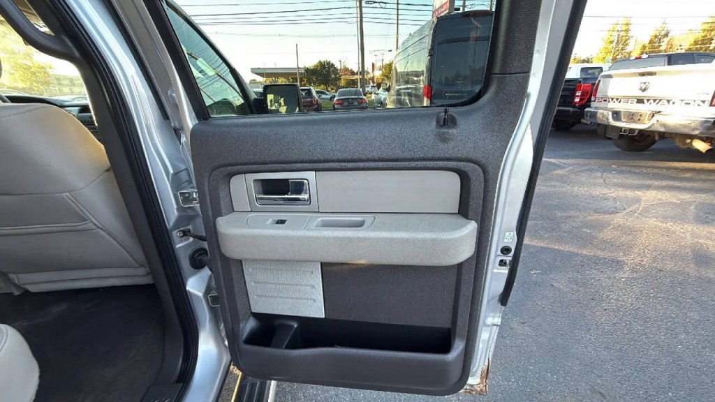 2010 Ford F-150 Image 14