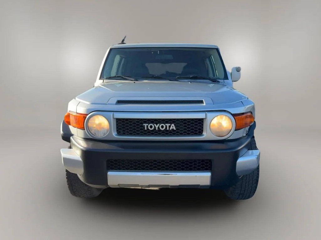 2007 Toyota FJ Cruiser Image 1