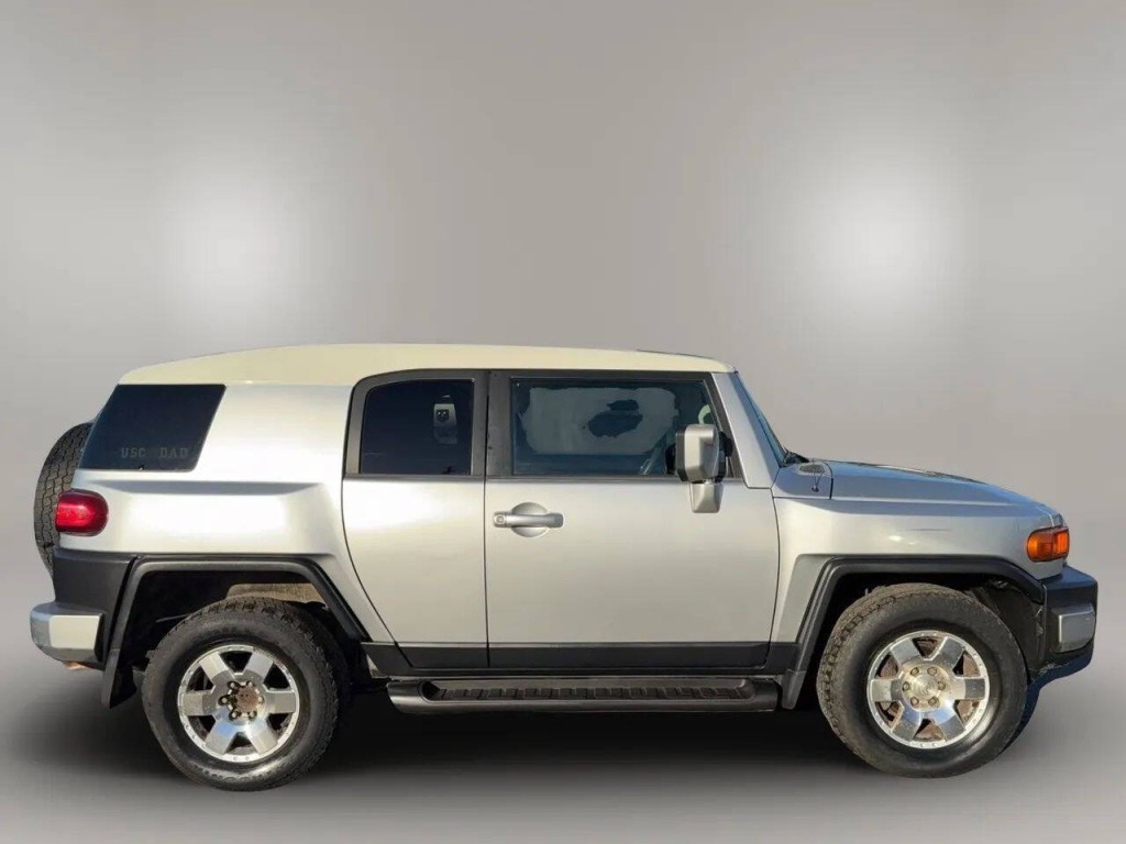 2007 Toyota FJ Cruiser Image 7