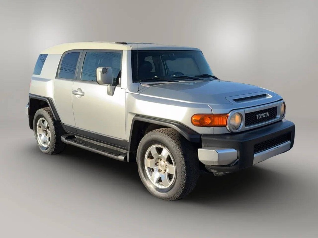2007 Toyota FJ Cruiser Image 8