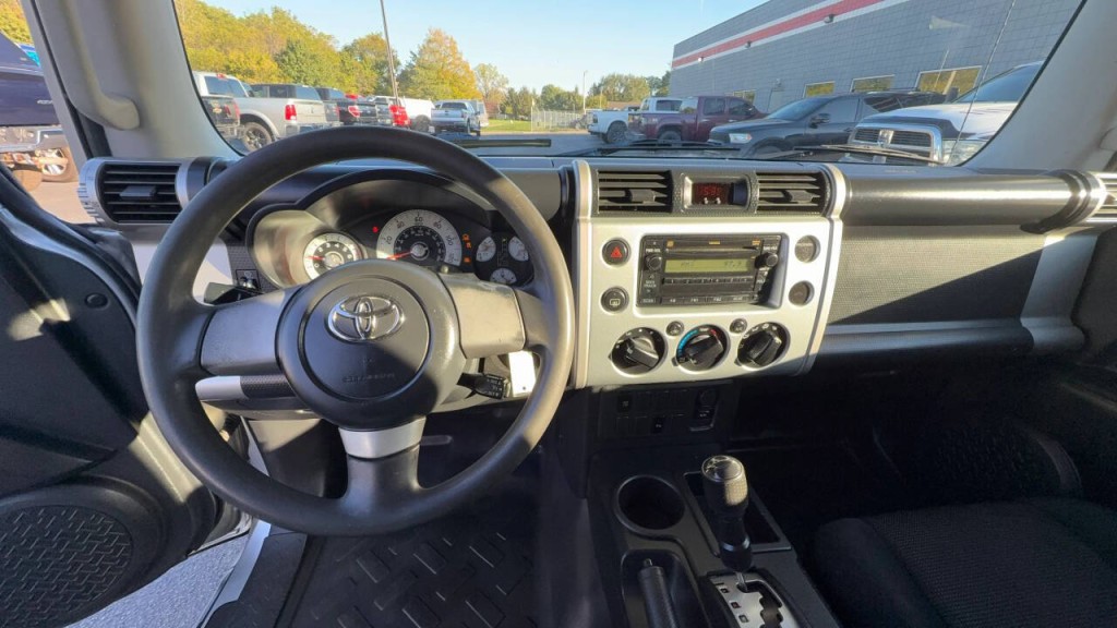 2007 Toyota FJ Cruiser Image 9
