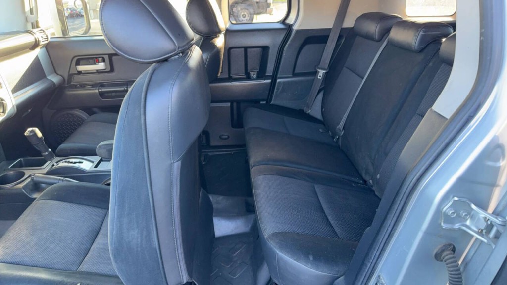 2007 Toyota FJ Cruiser Image 15