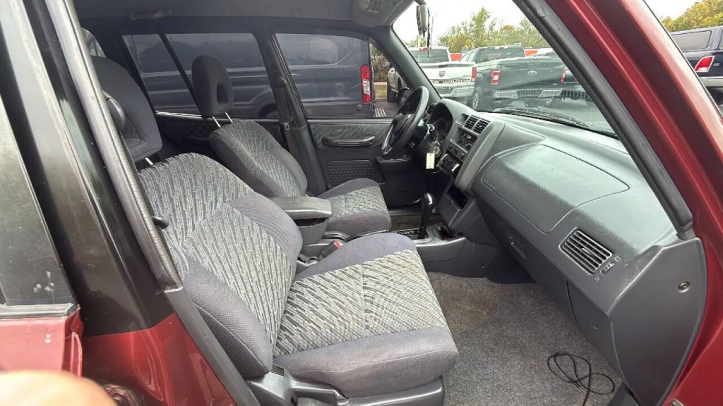 2000 Toyota Rav4 Image 17