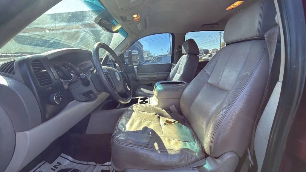 2007 GMC Sierra 1500 Image 10