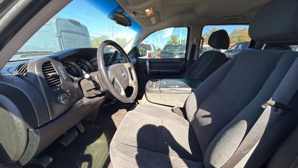 2007 GMC Sierra 1500 Image 10
