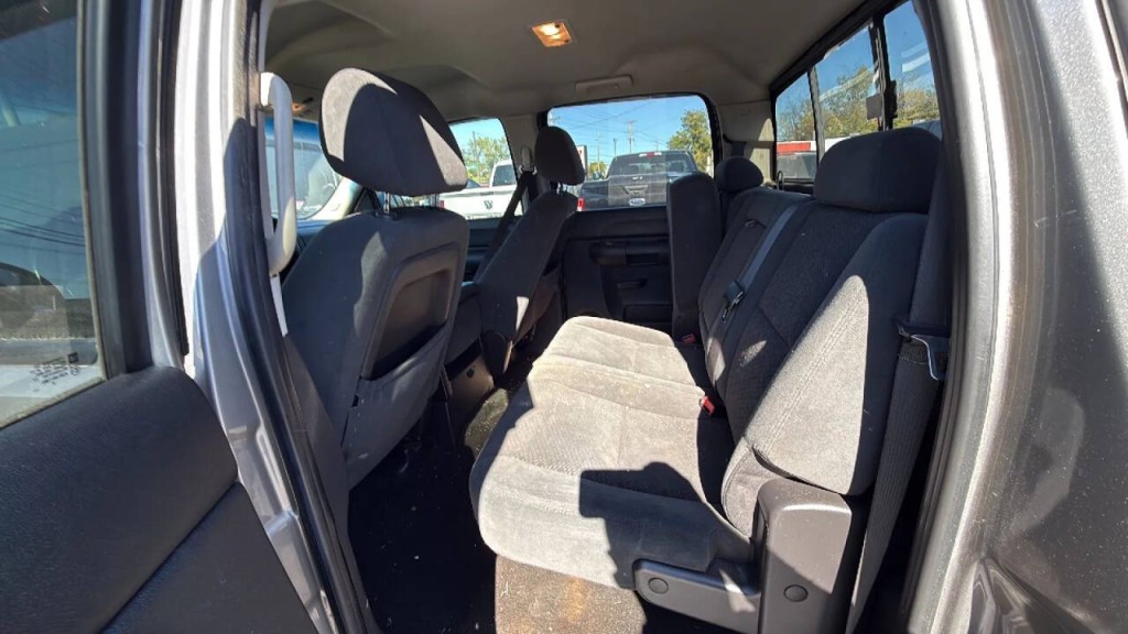 2007 GMC Sierra 1500 Image 12