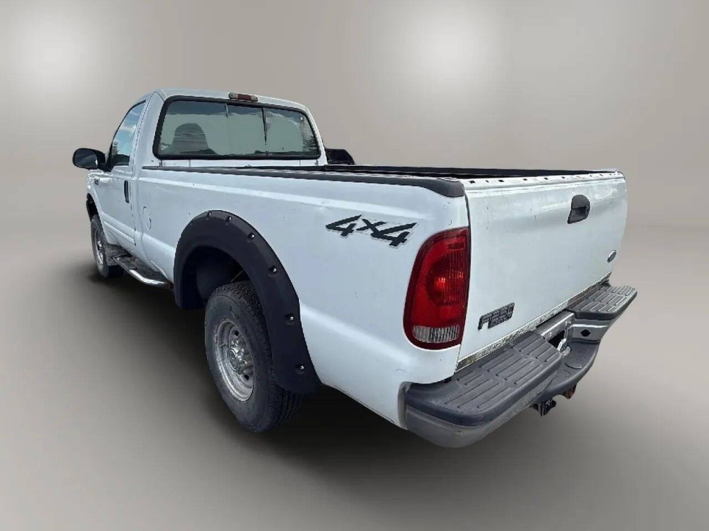 2003 Ford F-250 Image 3