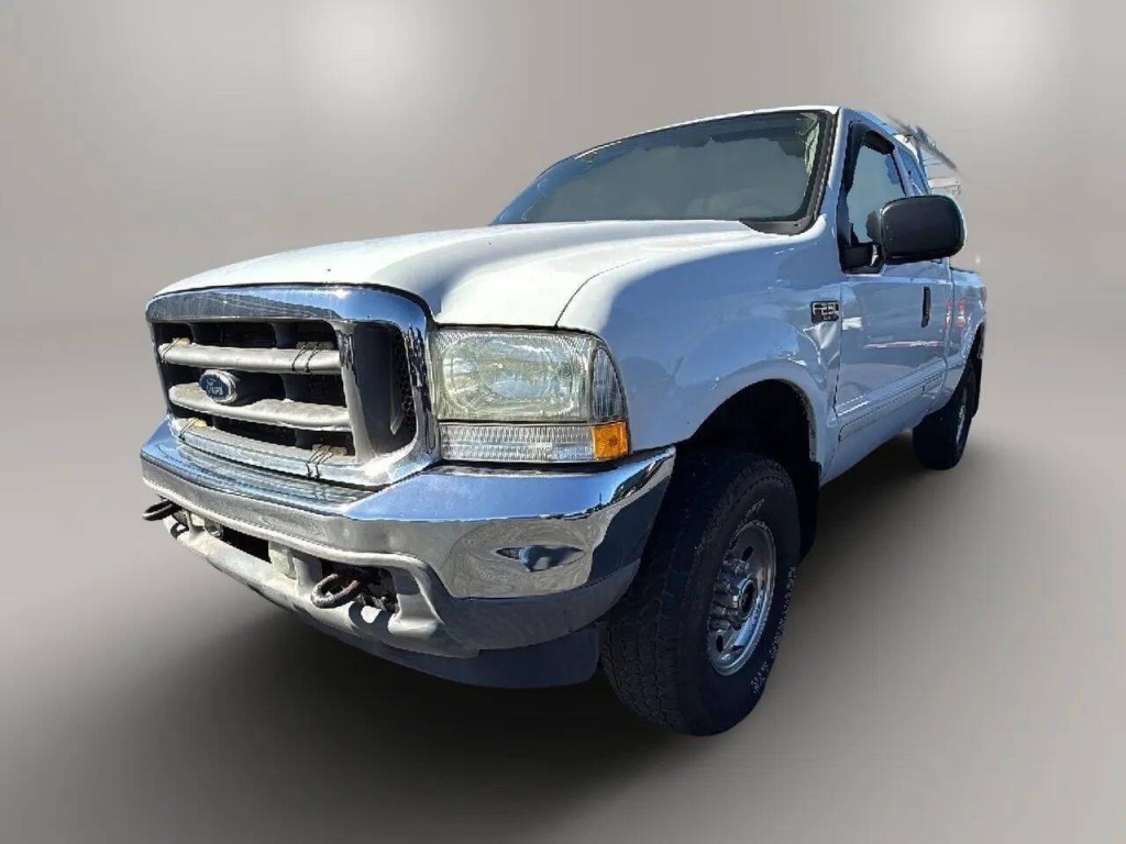 2003 Ford F-250 Image 1