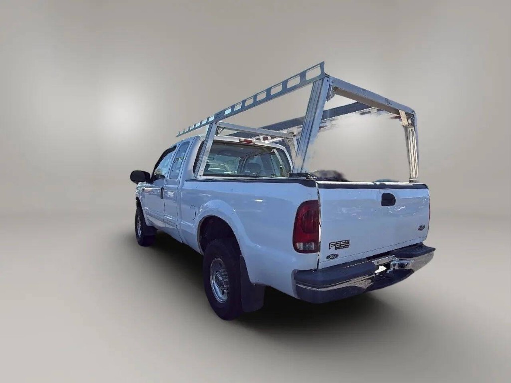 2003 Ford F-250 Image 3