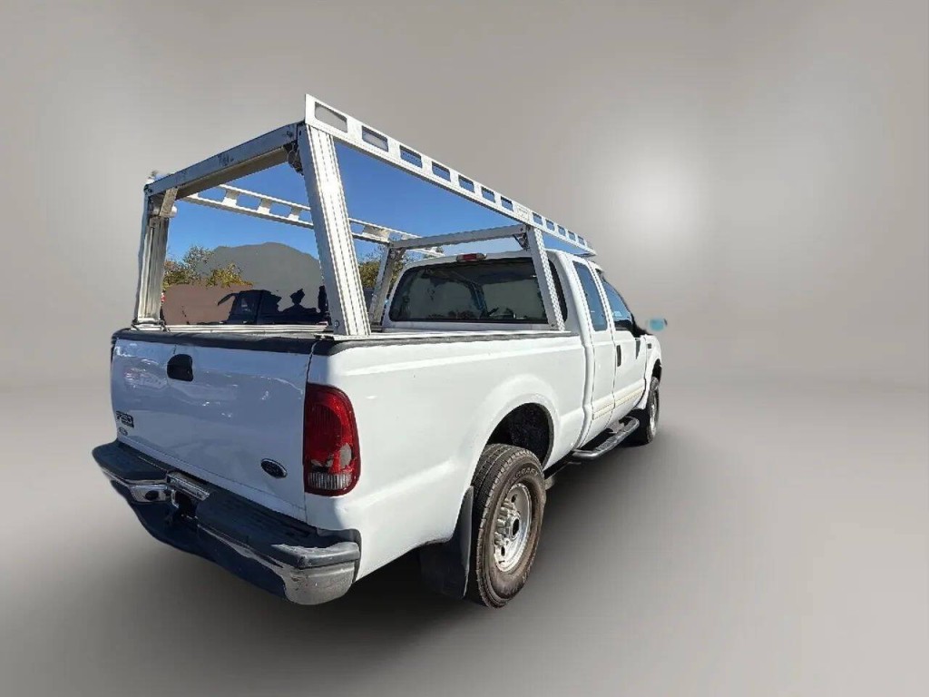 2003 Ford F-250 Image 5