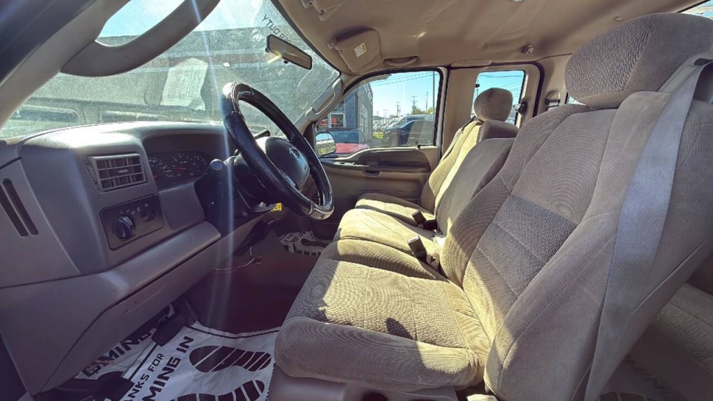 2003 Ford F-250 Image 10