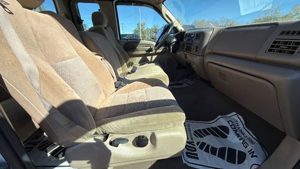 2003 Ford F-250 Image 14