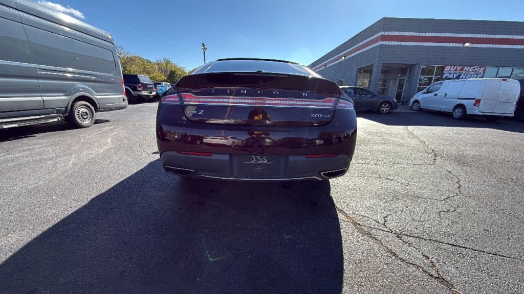 2017 Lincoln MKZ Image 4