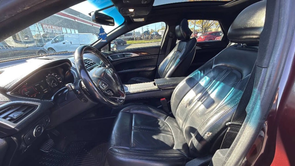 2017 Lincoln MKZ Image 10