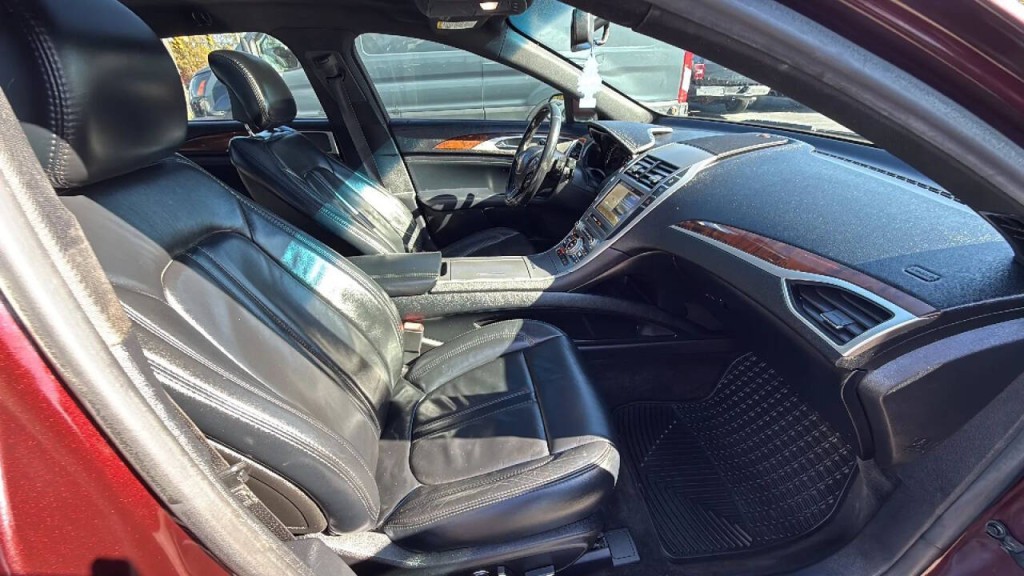 2017 Lincoln MKZ Image 17