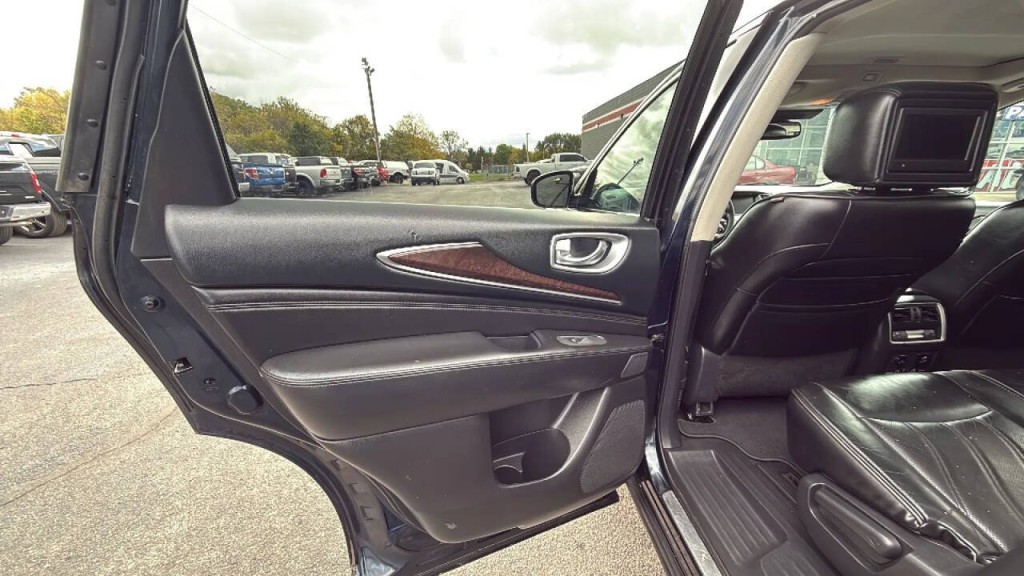 2015 INFINITI QX60 Image 12
