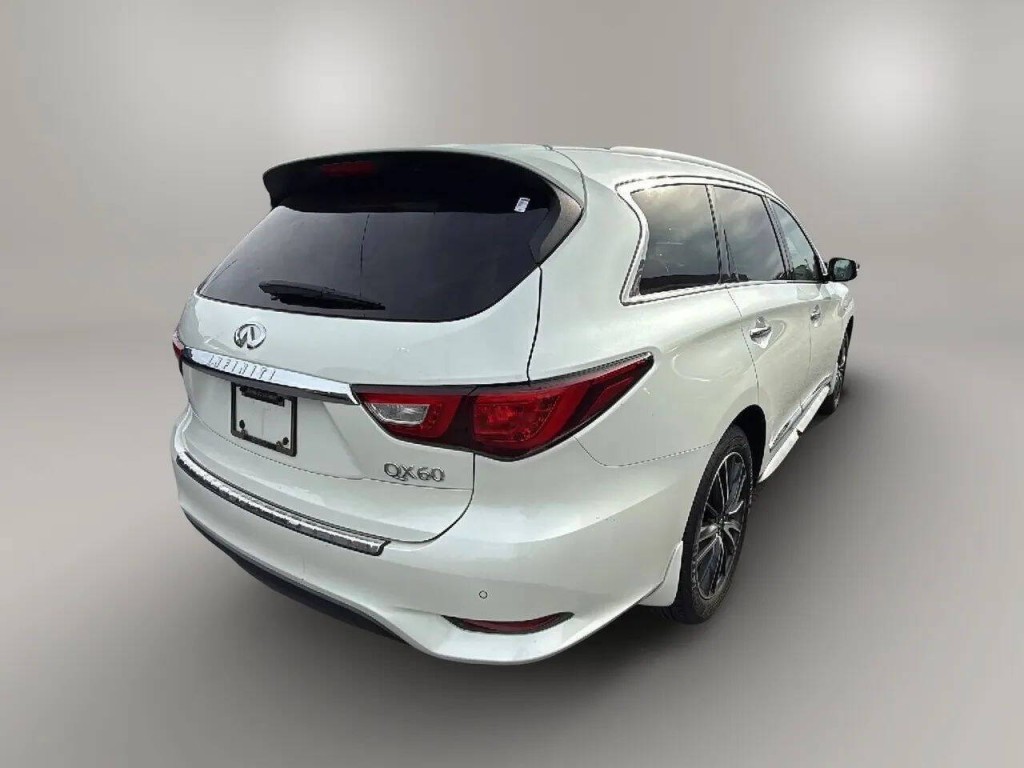 2017 INFINITI QX60 Image 5