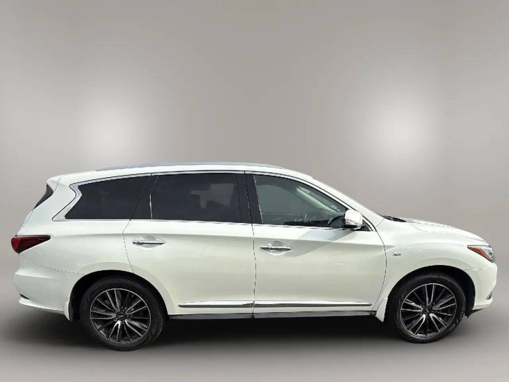 2017 INFINITI QX60 Image 6