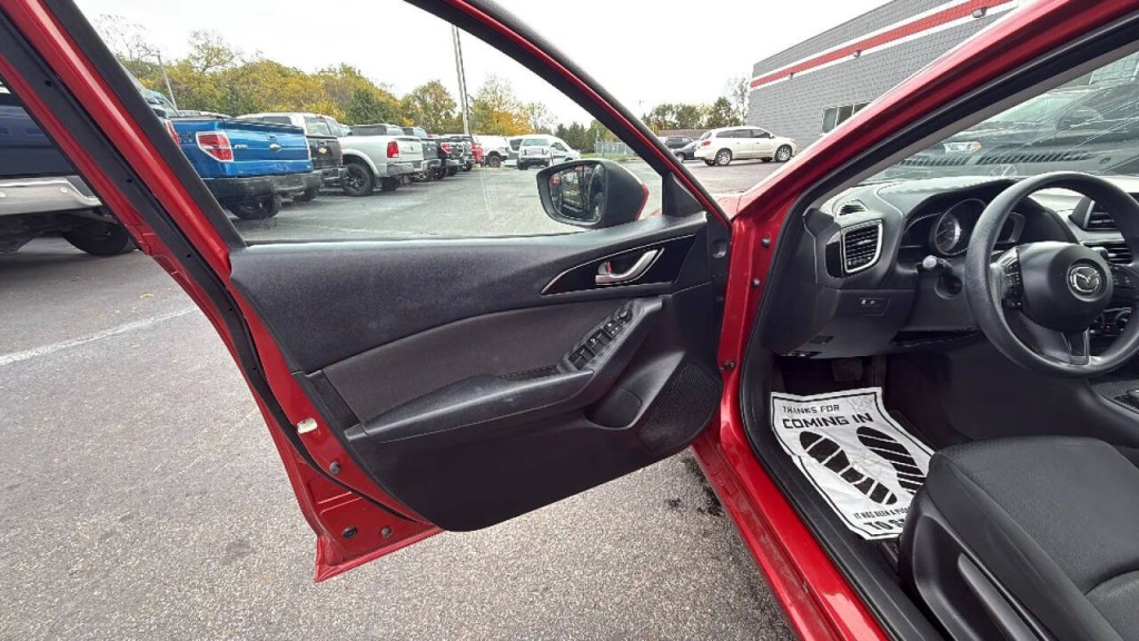 2014 Mazda Mazda3 Image 9