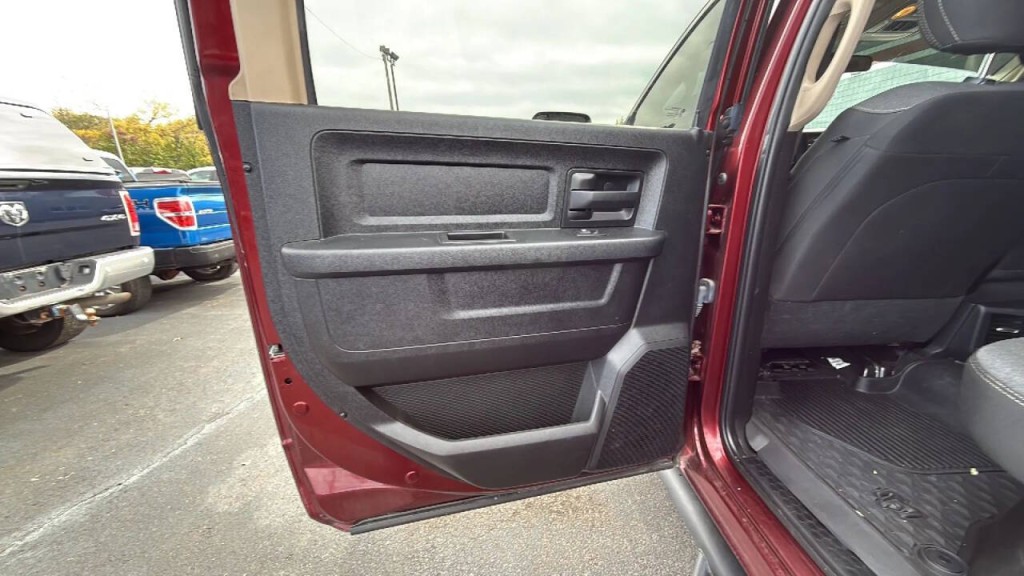 2020 RAM 3500 Image 11