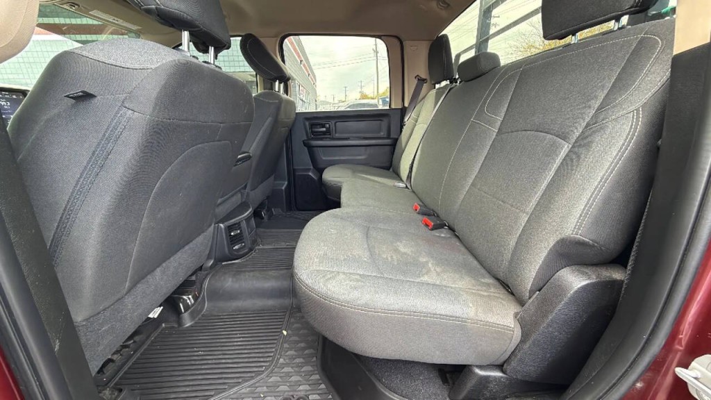 2020 RAM 3500 Image 12