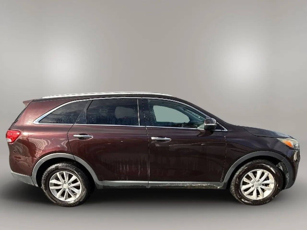 2016 Kia Sorento Image 6