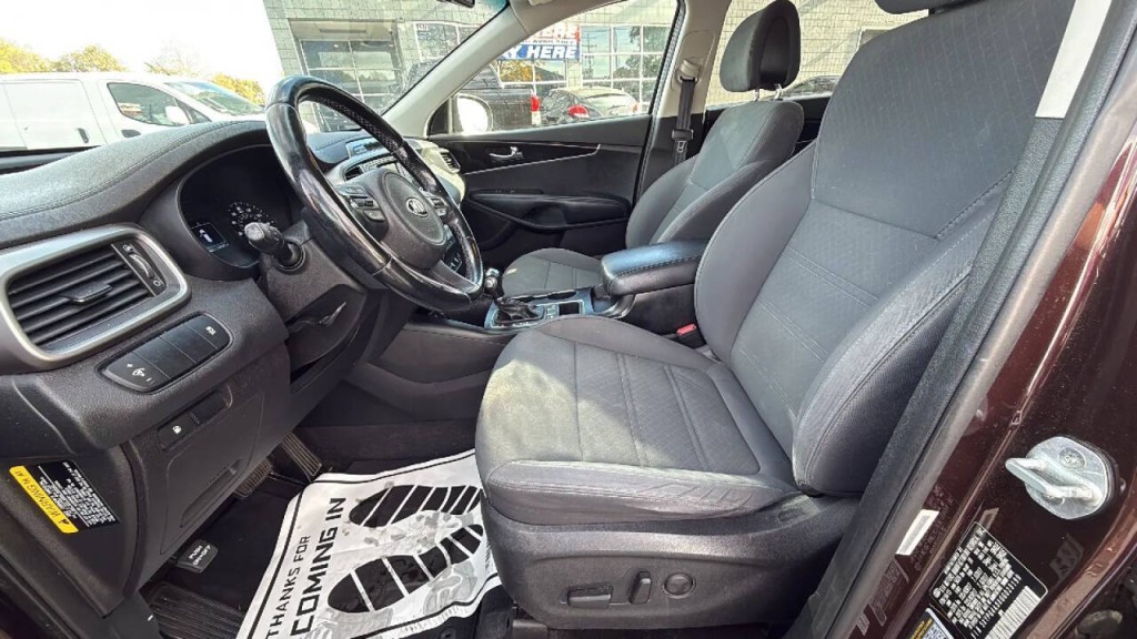 2016 Kia Sorento Image 10