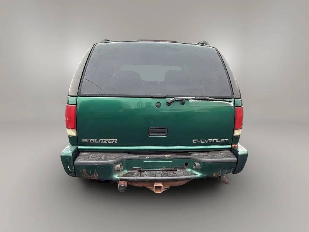 2000 Chevrolet Blazer Image 4