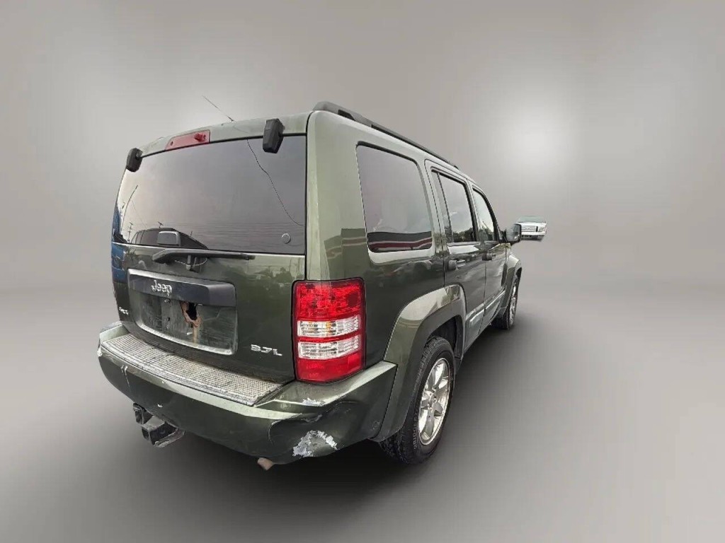 2008 Jeep Liberty Image 5