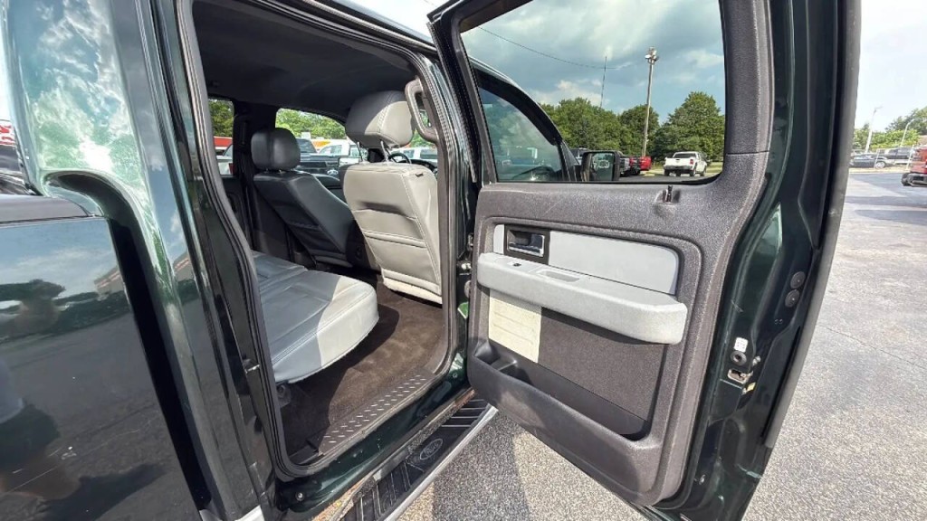 2014 Ford F-150 Image 13