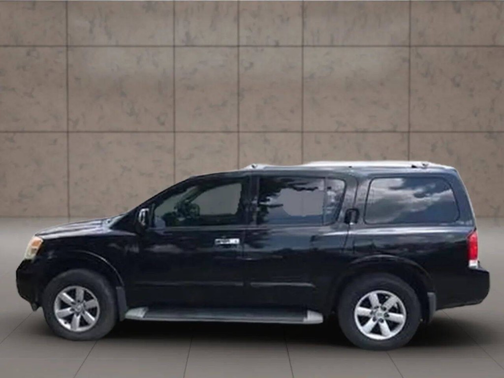 2010 Nissan Armada Image 3