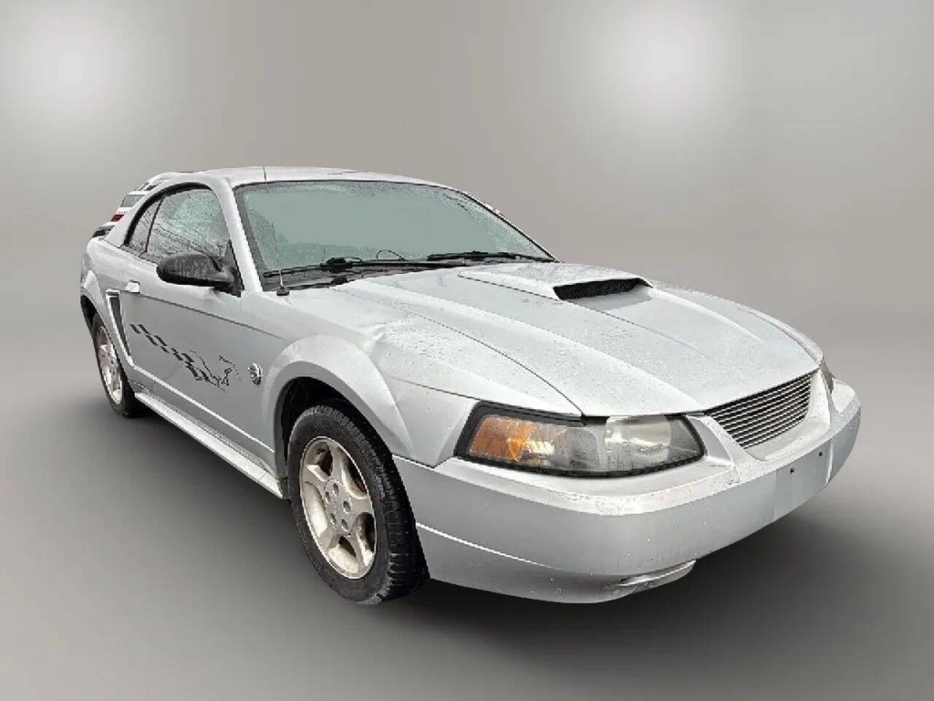 2004 Ford Mustang Image 7