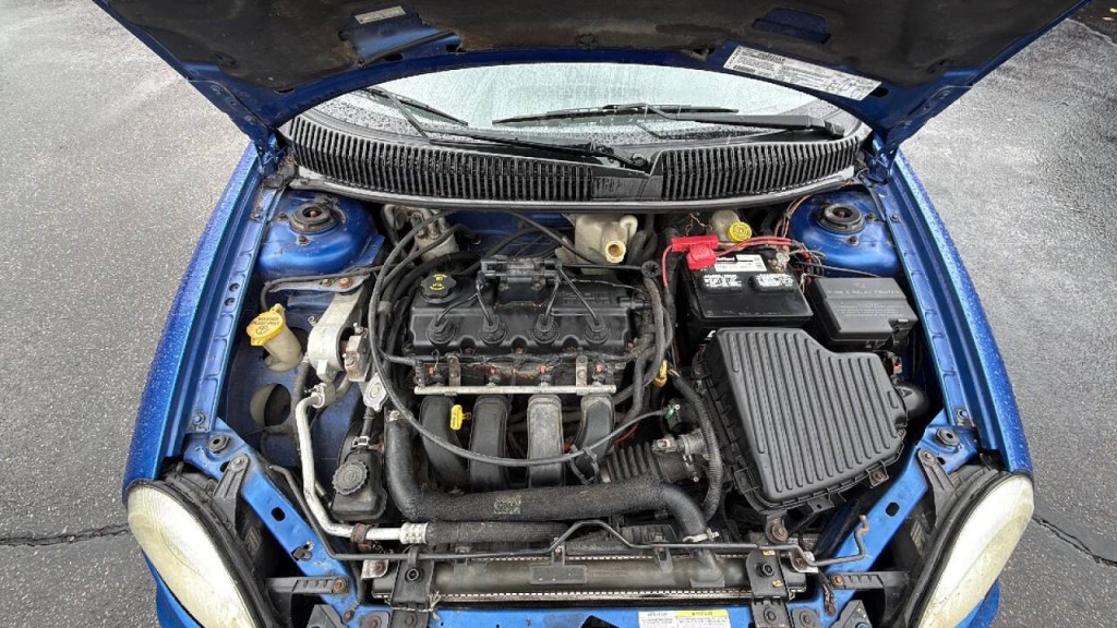 2005 Dodge Neon Image 17