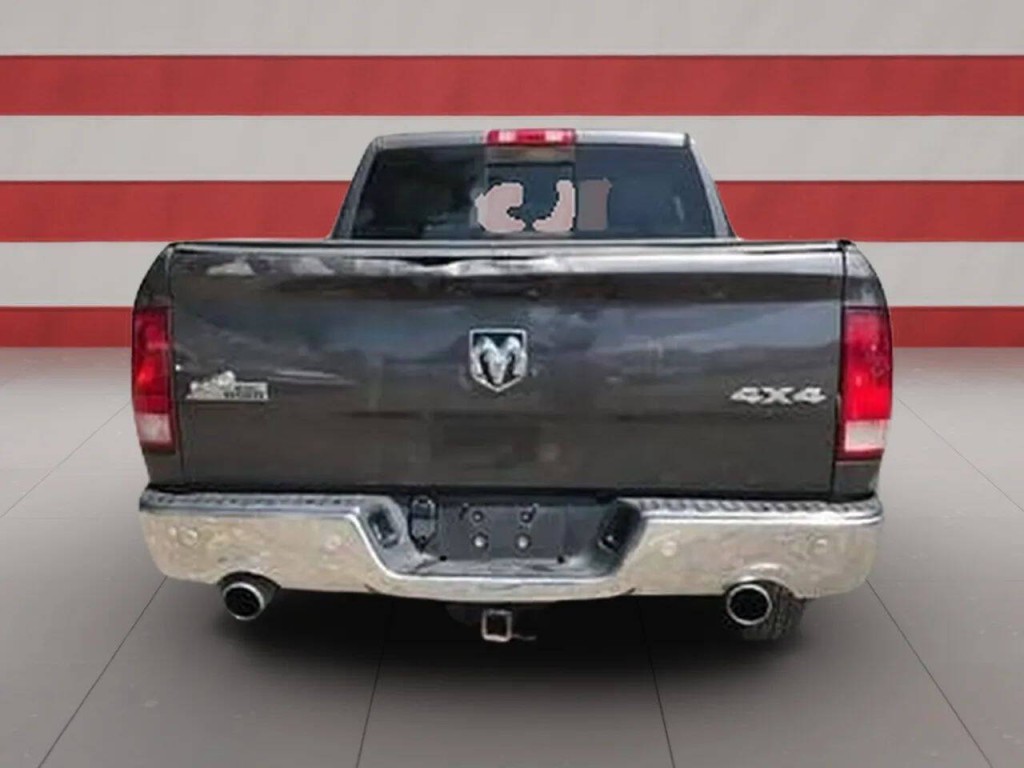 2015 RAM 1500 Image 3