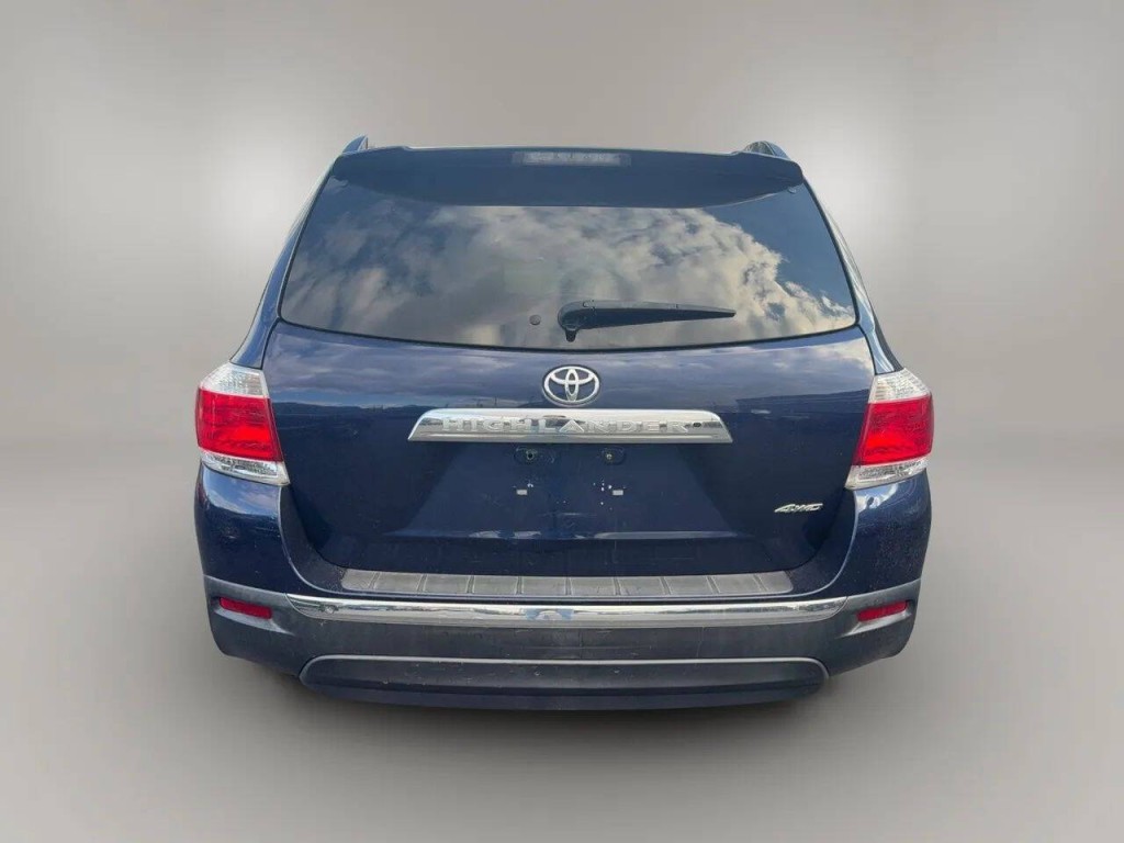 2011 Toyota Highlander Image 5