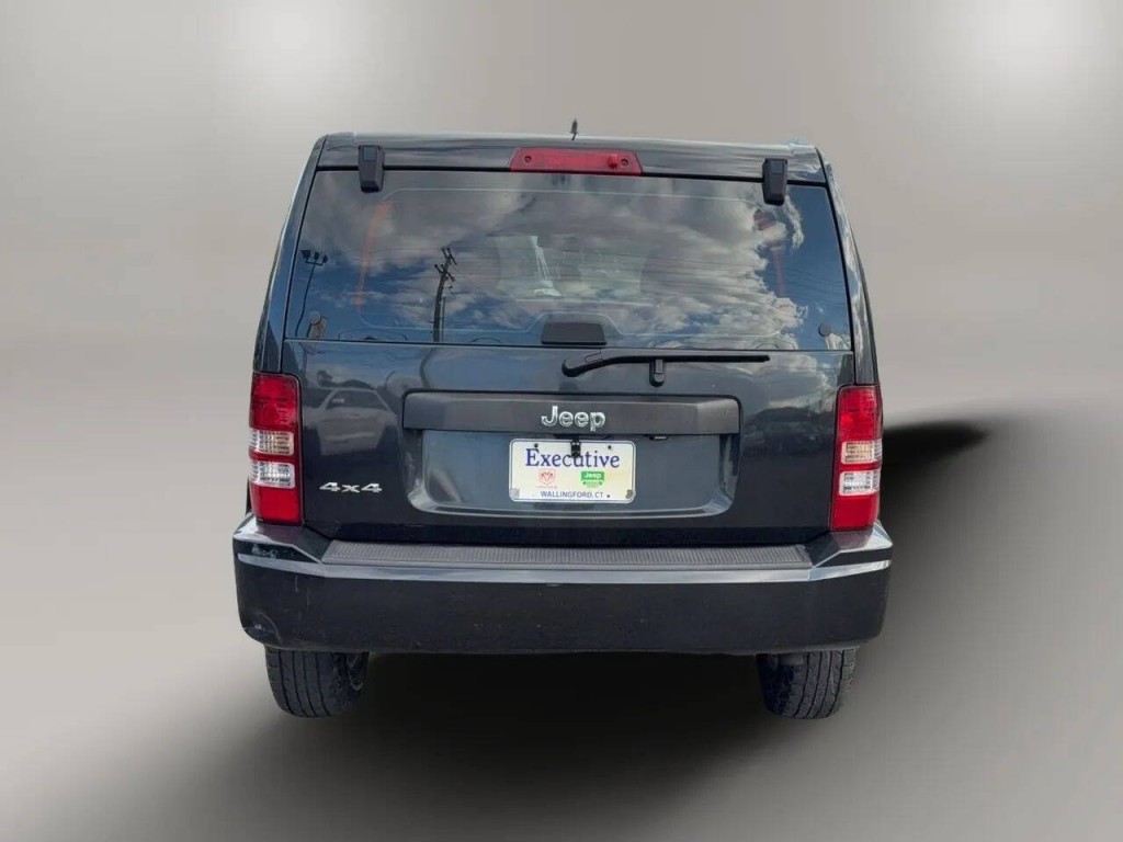 2012 Jeep Liberty Image 5