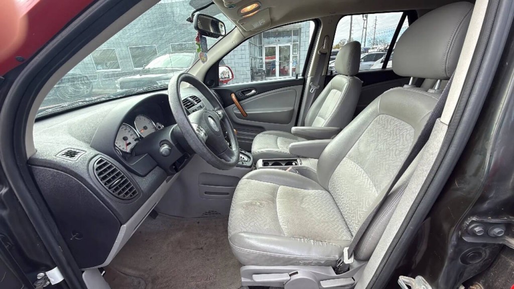 2007 Saturn Vue Image 10