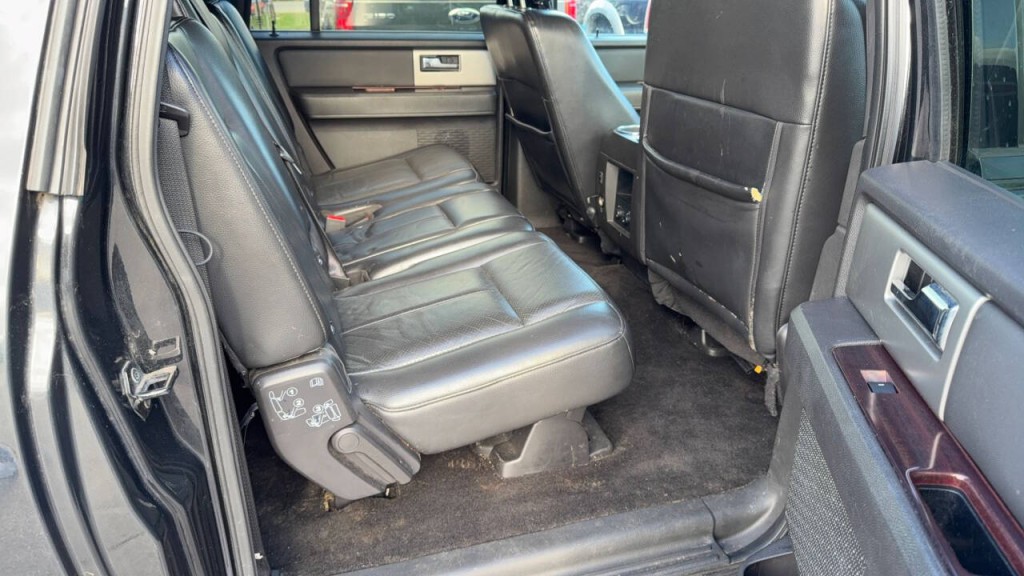 2010 Ford Expedition Image 13