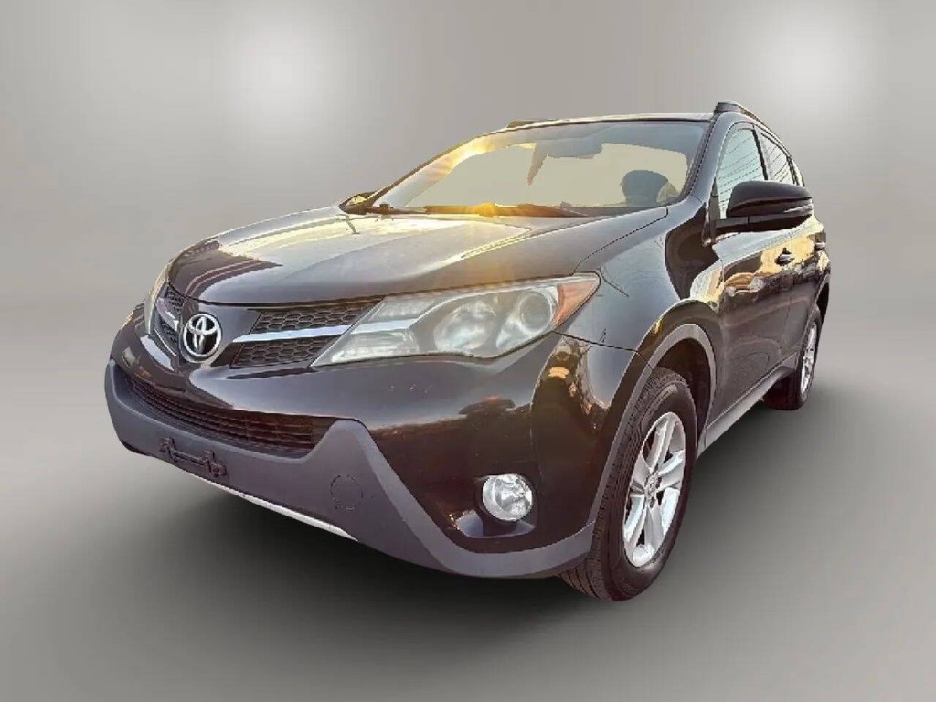 2013 Toyota Rav4 Image 1