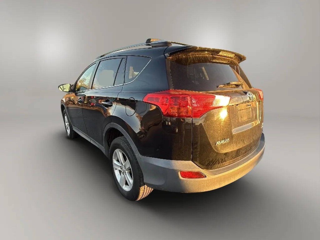 2013 Toyota Rav4 Image 3