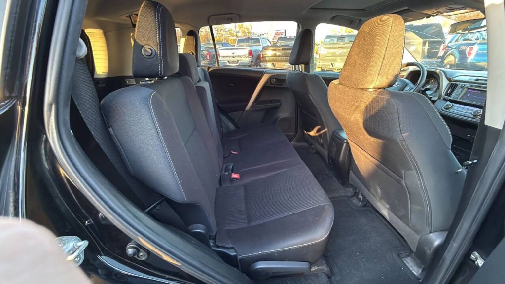 2013 Toyota Rav4 Image 15